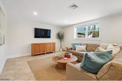 22 Brook Hollow Ln, New Providence, NJ 07974 - Photo 27