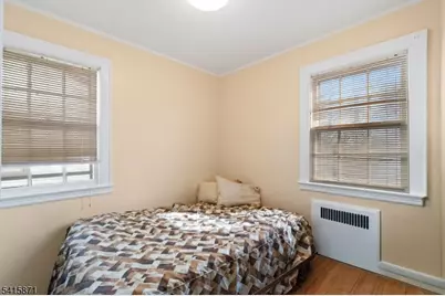 326 Eastern Pkwy, Newark, NJ 07106 - Photo 11