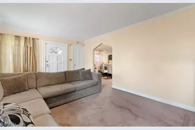 326 Eastern Pkwy, Newark, NJ 07106 - Photo 3