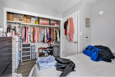 208 E Price St, Linden, NJ 07036 - Photo 23