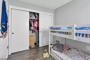 208 E Price St, Linden, NJ 07036 - Photo 25