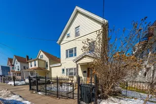 131 Sayre St, Elizabeth, NJ 07208 - Photo 3