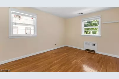 97 Mc Cosh Rd, Clifton, NJ 07043 - Photo 15