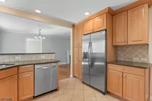 97 McCosh Rd, Clifton, NJ 07043 - Photo 9