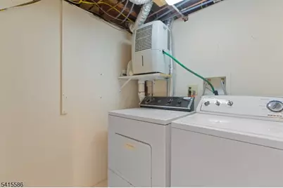 97 Mc Cosh Rd, Clifton, NJ 07043 - Photo 23