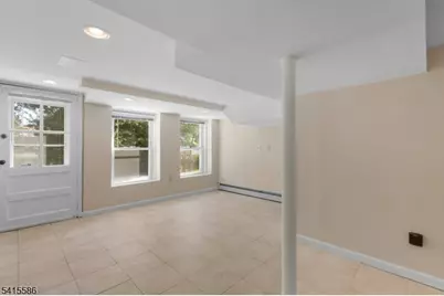 97 Mc Cosh Rd, Clifton, NJ 07043 - Photo 21