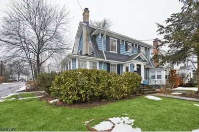 25 Burnett Ter, Maplewood, NJ 07040 - Photo 1