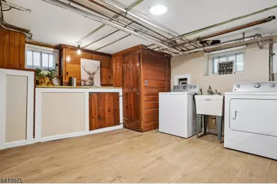 25 Burnett Ter, Maplewood, NJ 07040 - Photo 29