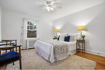 25 Burnett Ter, Maplewood, NJ 07040 - Photo 17