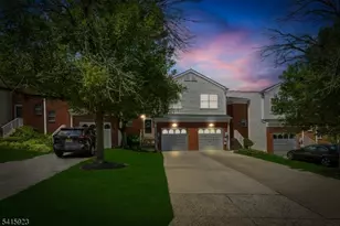 28 Garfield Way, Montgomery Township, NJ 08540 - Photo 1