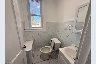 70 Warrington Pl, East Orange, NJ 07017 - Photo 7