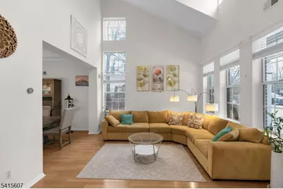 9 Hartley Ln, Bernards Township, NJ 07920 - Photo 5