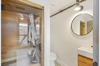 51 Greenwood Ave, Montclair, NJ 07042 - Photo 15