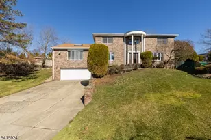 23 Carr Pl, Totowa, NJ 07512 - Photo 1