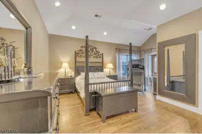 37 Jackson St, Nutley Twp., NJ 07110 - Photo 13