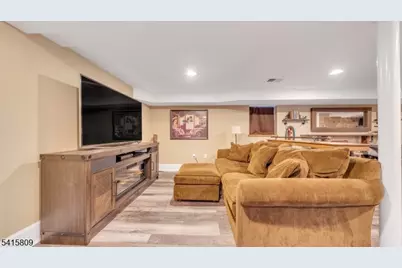 37 Jackson St, Nutley Twp., NJ 07110 - Photo 19