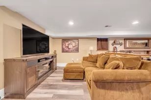 37 Jackson St, Nutley Twp., NJ 07110 - Photo 19