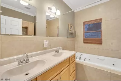 37 Jackson St, Nutley Twp., NJ 07110 - Photo 17