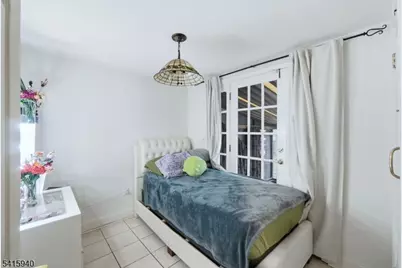 335 Dermody St, Roselle, NJ 07203 - Photo 9