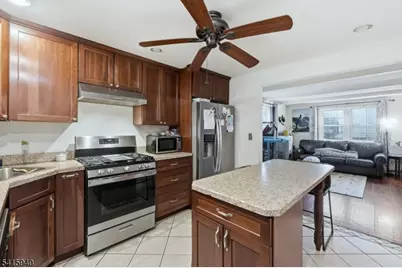 335 Dermody St, Roselle, NJ 07203 - Photo 5