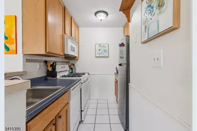 130 Longfield Ct #130, East Brunswick Township, NJ 08816 - Photo 7