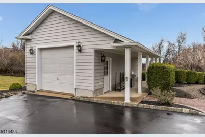 4 Fox Chase Turn, Union Township, NJ 08867 - Photo 3