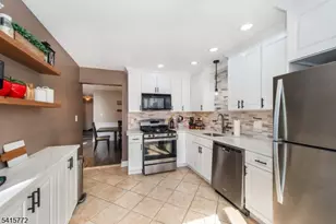 4607 Patterson St, Bridgewater Twp., NJ 08807 - Photo 9