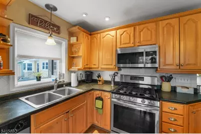 27 Condict Rd, Roxbury Township, NJ 07850 - Photo 15