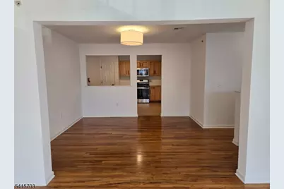 40 Forest Dr, Piscataway Township, NJ 08854 - Photo 9