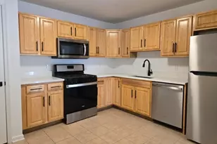 40 Forest Dr, Piscataway Township, NJ 08854 - Photo 1