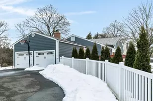 24 Wharton Way, Bernards Township, NJ 07920 - Photo 3