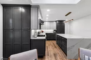 24 Wharton Way, Bernards Township, NJ 07920 - Photo 11