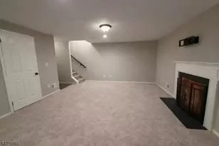 403 Tallwood Ln, Green Brook Township, NJ 08812 - Photo 9