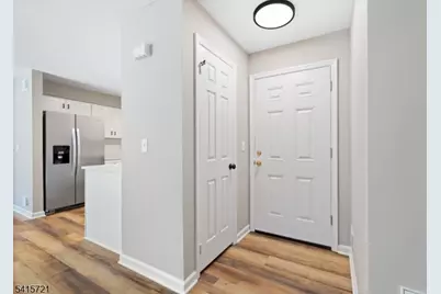 3 Augusta Dr, Clinton Township, NJ 08801 - Photo 5