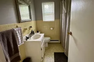 422 Ringwood Ave, Pompton Lakes, NJ 07442 - Photo 9