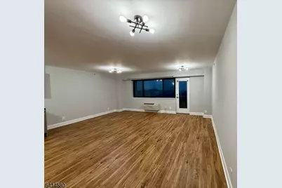 60 Parkway Dr, East Orange, NJ 07017 - Photo 7