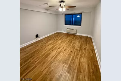 60 Parkway Dr, East Orange, NJ 07017 - Photo 15