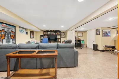 1272 Robinson Ter, Union Township, NJ 07083 - Photo 17