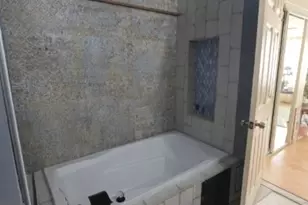 93 Perez Dr, Newark, NJ 07103 - Photo 7