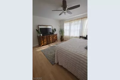 93 Perez Dr, Newark, NJ 07103 - Photo 7