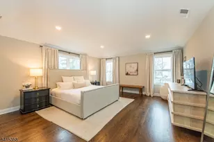 13 Mt Pleasant Pkwy, Livingston, NJ 07039 - Photo 25