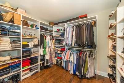 13 Mount Pleasant Pkwy, Livingston, NJ 07039 - Photo 31