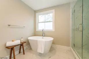 13 Mt Pleasant Pkwy, Livingston, NJ 07039 - Photo 29