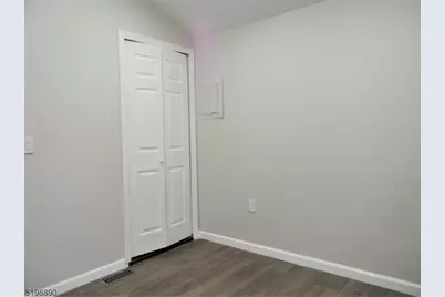 8 Beech Dr, Hardyston Township, NJ 07460 - Photo 15