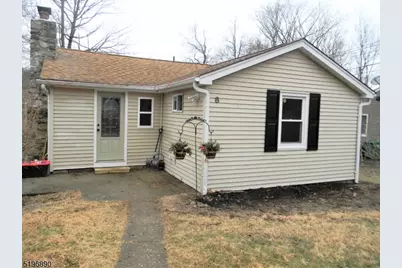 8 Beech Dr, Hardyston Township, NJ 07460 - Photo 1