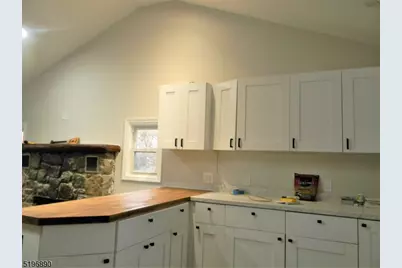 8 Beech Dr, Hardyston Township, NJ 07460 - Photo 5