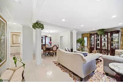 800 Delalla Ter, Ridgefield, NJ 07657 - Photo 9