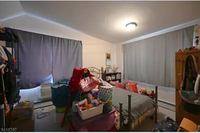 800 Delalla Ter, Ridgefield, NJ 07657 - Photo 23