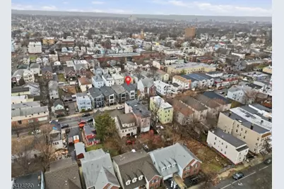 589 S 18th St, Newark, NJ 07103 - Photo 5