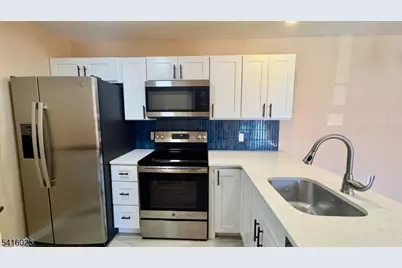 769 Summer Ave, Newark, NJ 07104 - Photo 9